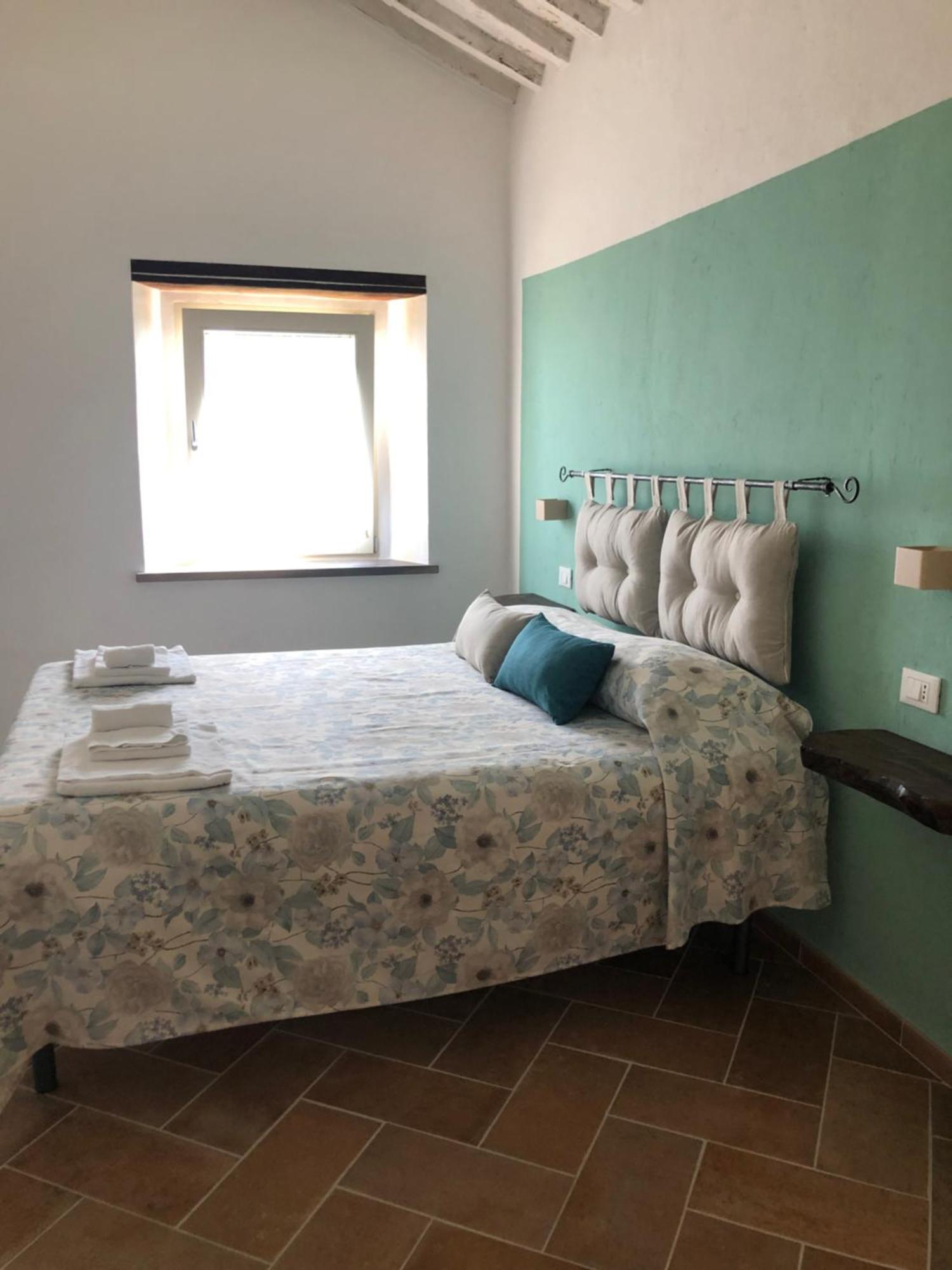 Ferienwohnung Le Dame Del Borgo Sassetta Exterior foto