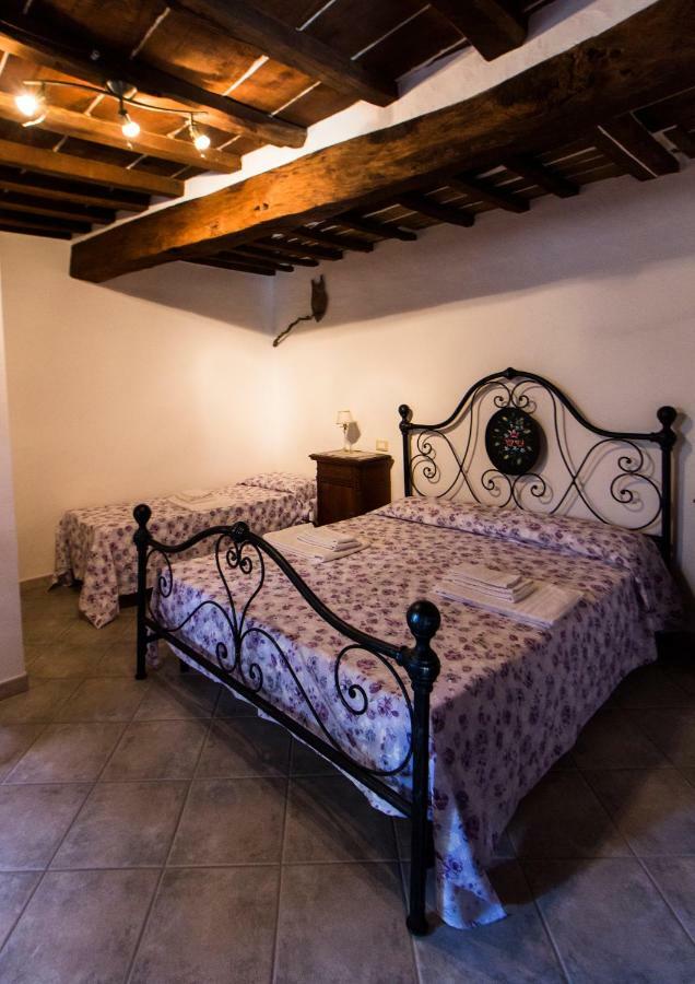 Ferienwohnung Le Dame Del Borgo Sassetta Exterior foto