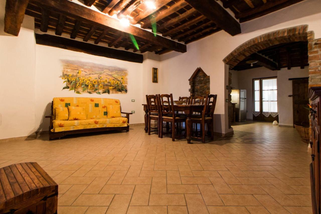 Ferienwohnung Le Dame Del Borgo Sassetta Exterior foto