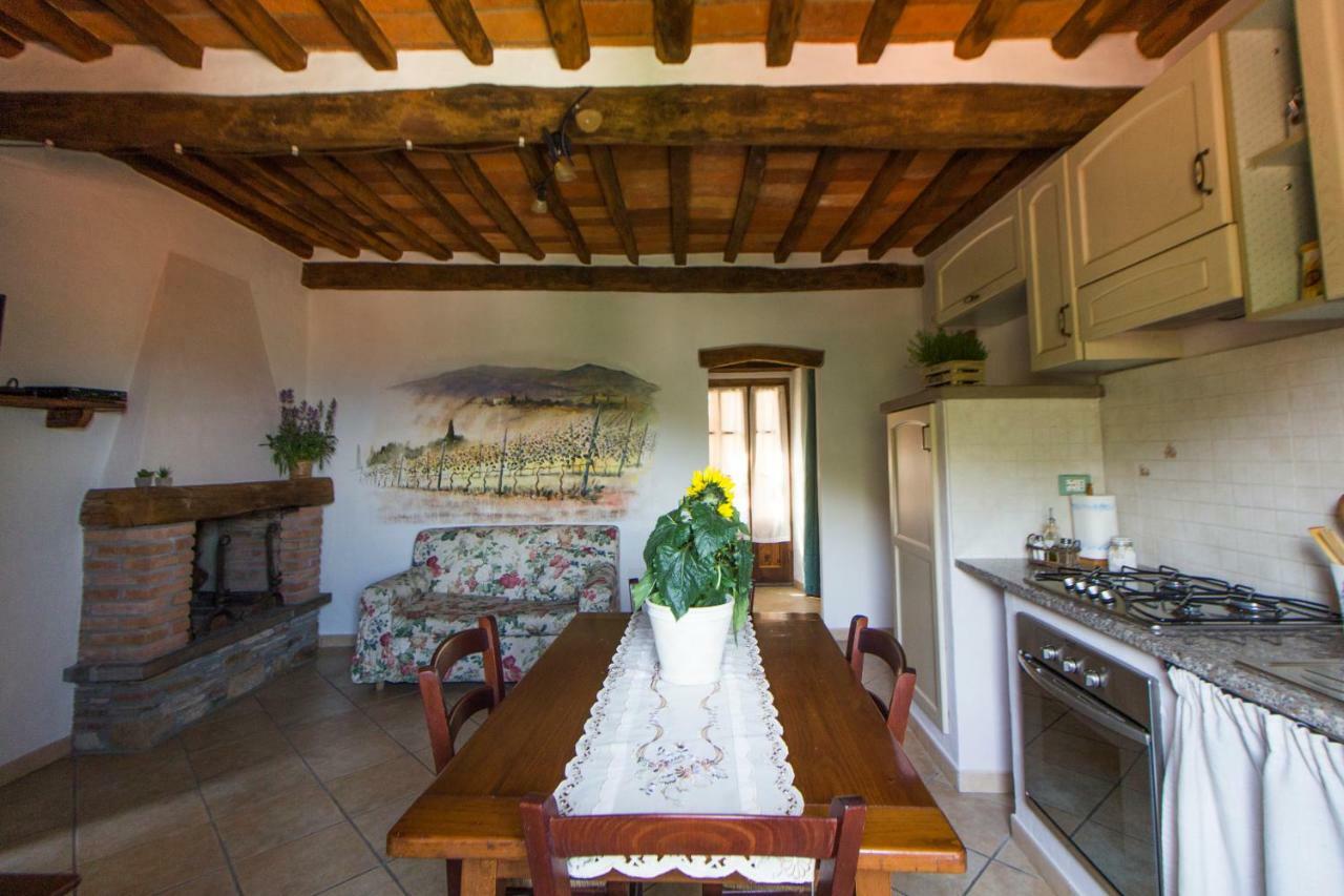 Ferienwohnung Le Dame Del Borgo Sassetta Exterior foto