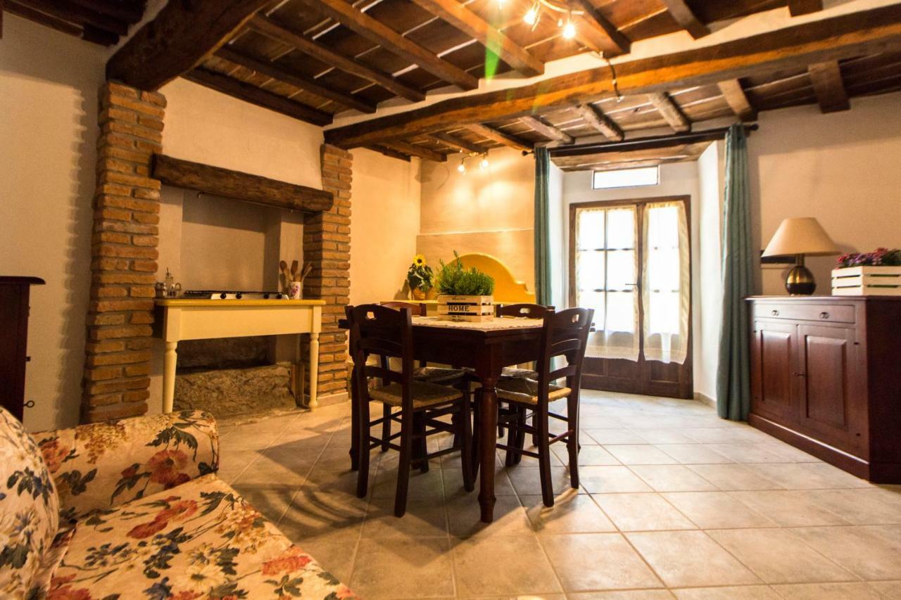 Ferienwohnung Le Dame Del Borgo Sassetta Exterior foto