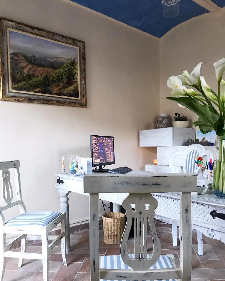 Ferienwohnung Le Dame Del Borgo Sassetta Exterior foto